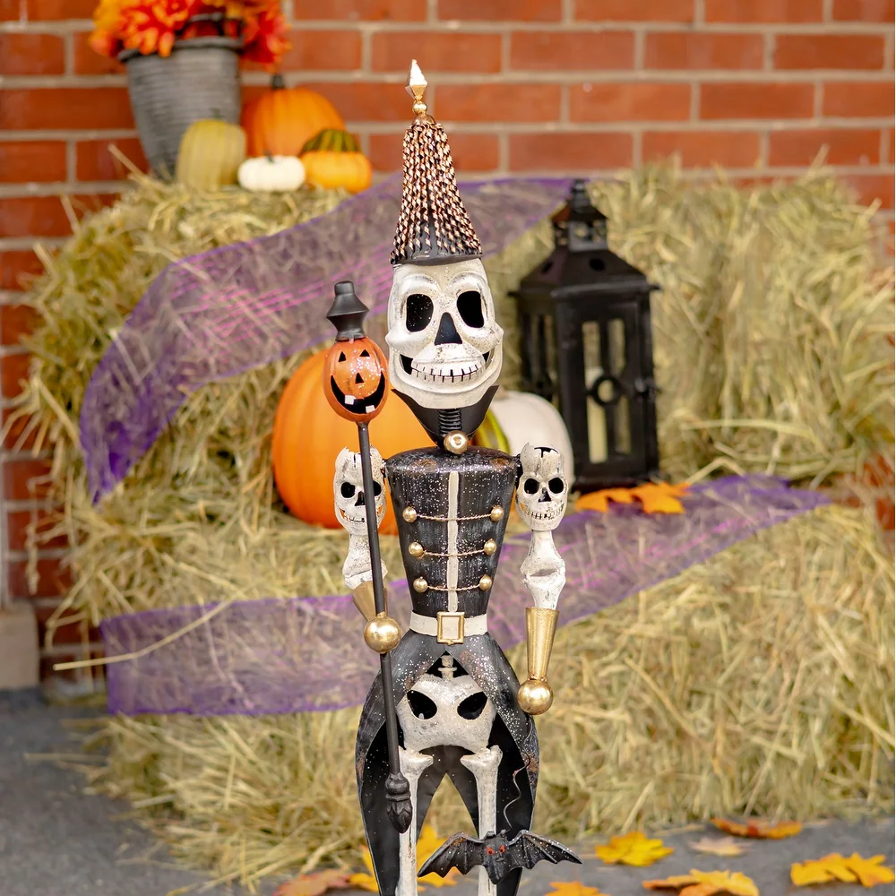 2024 NEW Set of 2 Standing Halloween Skeleton Soldiers